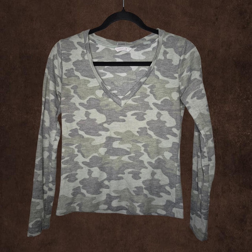 Tresics Camouflage Waffle Knit Top